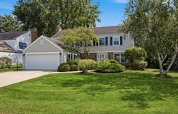 43 Dunham Place, St. Charles, IL 60174