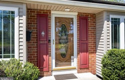 1403 GLENVIEW Drive, CINNAMINSON, NJ 08077