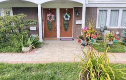 1 Thompson Drive, Leonardo, NJ 07737