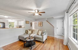 35 School House Rd, Phillipston, MA 01331