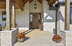 74 Hunters Drive, Galena, MO 65656