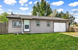 539 Baxter Ln, Notus, ID 83656