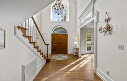 20 Deepwood Drive, Jackson, TN 38305