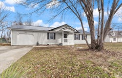 216 Raintree Circle, Stanford, KY 40484