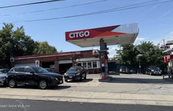 2000 Victory Boulevard, Staten Island, NY 10314