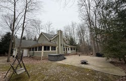 13217 Three Oaks Road, Sawyer, MI 49125