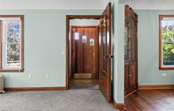 3230 E Wallings Road, Broadview Heights, OH 44147