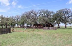 2553 Brixey Road, Henrietta, TX 76365