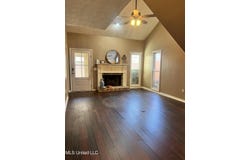 106 N Brighton Drive, Jackson, MS 39211