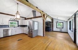 1572 Main Rd, Granville, MA 01034