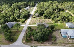 2025 Robert Avenue, Alva, FL 33920