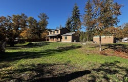 47426 School St, Oakridge, OR 97463