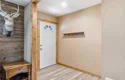 612 Oakwood Drive, Euless, TX 76040