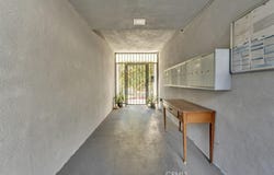 6643 De Longpre, Los Angeles, CA 90028