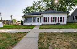 216 3rd Ave S, Onalaska, WI 54650