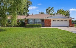 18710 E 1230 Road, Sayre, OK 73662