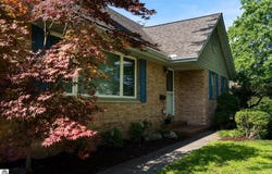 1320 E Chippewa Street, Mt Pleasant, MI 48858