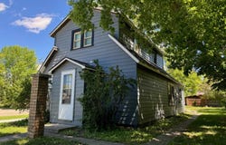 701 Thompson St, Bottineau, ND 58318
