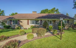 906 Walnut Street, Three Rivers, MI 49093