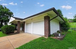 1939 Pickfair Drive, St Louis, MO 63146
