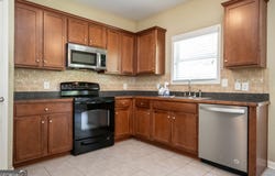 1120 Arlington Place, Bogart, GA 30622