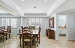 640 S Lake, Pasadena, CA 91106