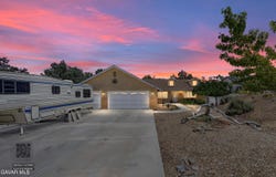 17381 Bold Venture Drive, Tehachapi, CA 93561