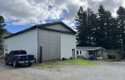 16522 ENGLISH Dr, Brookings, OR 97415