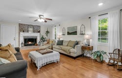 203 Hickory Lane, Mauldin, SC 29662