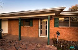 2501 Baylor, Roswell, NM 88203