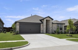 211 Van Horn Drive, Terrell, TX 75160