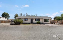 2220 Macs Ave, Heyburn, ID 83336