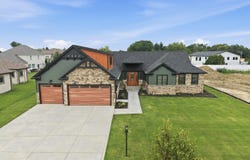 7342 Brookhaven Drive, Crown Point, IN 46307