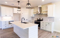 3074 Vista Ridge, Marion, TX 78124