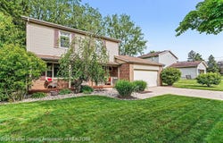 110 Stratford Drive, Mason, MI 48854