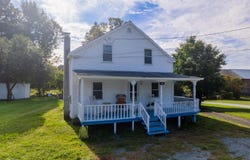 610 E Main Street, Poultney, VT 05764