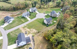 14 Thornwood Circle, Cecil, PA 15057
