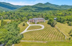 1066 Greyledge Rd, Buchanan, VA 24066