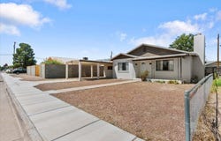 1326 S 9th Ave, Safford, AZ 85546