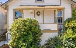 265 N 5TH St, StHelens, OR 97051