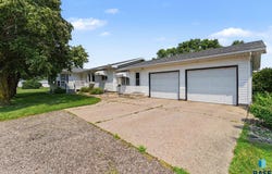 520 S Pleasant Ave, Ramona, SD 57054