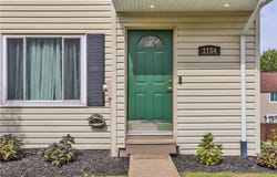 3154 Camberly Dr, Hampton, PA 15044