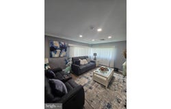 12 CRESCENT Lane, LEVITTOWN, PA 19055