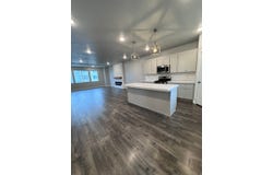 699 E RYEGRASS Dr N, Eagle Mountain, UT 84005