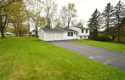 3 Cascade Road, West Henrietta, NY 14586