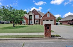 180 Derby Drive, Decatur, AL 35603