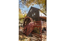 352 TYE RIVER TPKE, VESUVIUS, VA 24483