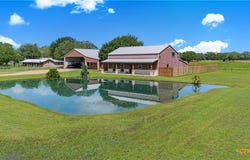 2796 Benbow Road, Inez, TX 77968