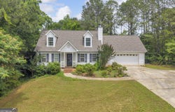 26 Candlestick Drive, Hull, GA 30646