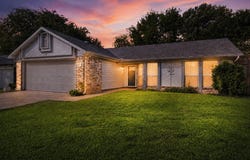 207 Mapleridge Drive, Rockwall, TX 75032